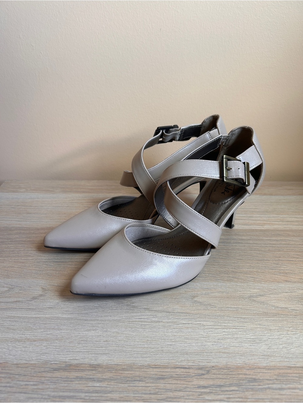 Women's Pointed-Toe Strappy Heels in Light Beige